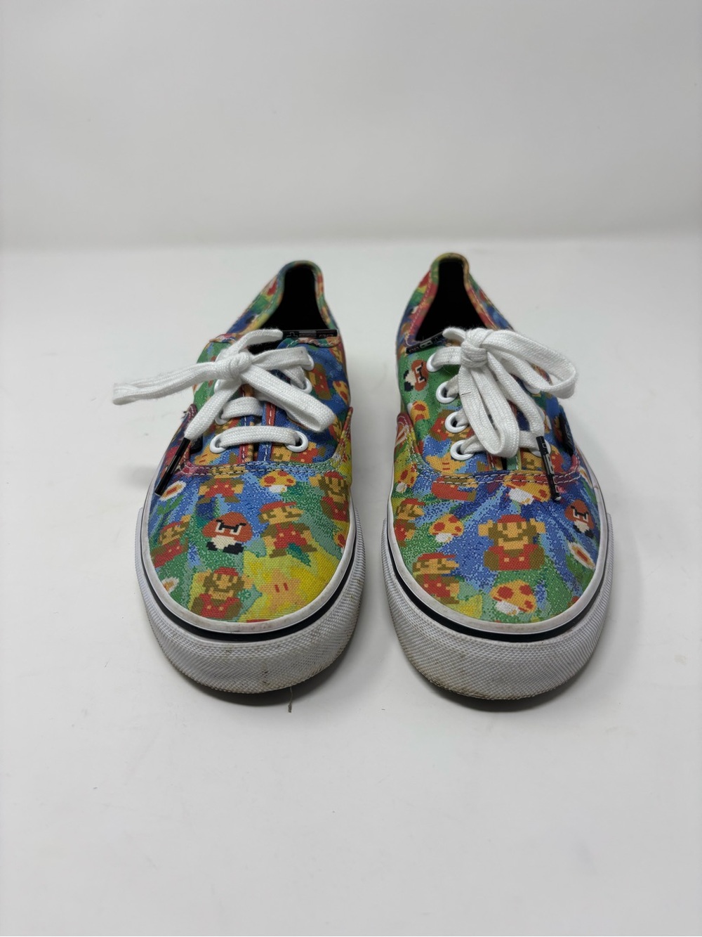 Vans Kids Nintendo Super Mario Bros Canvas Sneakers Sz 4.5 boys sz 5 girls